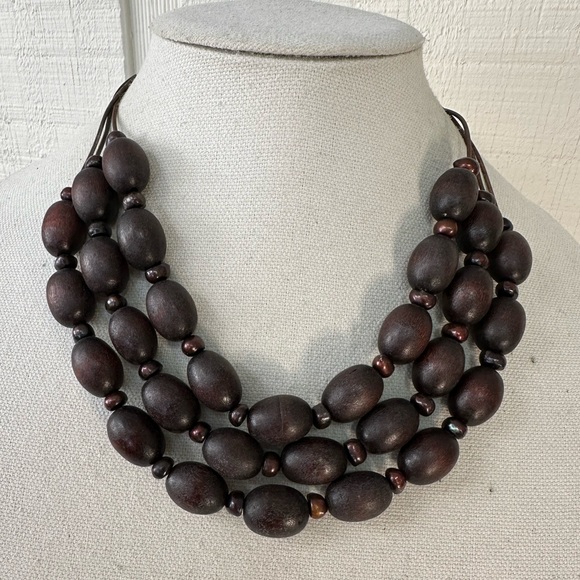 Triple strand dark brown wood bead necklace - Picture 1 of 4
